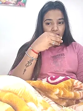 Snapshot of RAYI_01 chatting on 02-14-25, 06:12 RAYI 01 online show from 02-14-25, 06:12