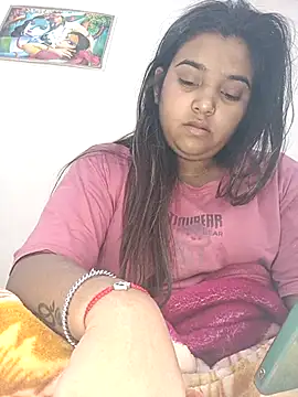 Snapshot of RAYI_01 chatting on 02-14-25, 09:13 RAYI 01 online show from 02-14-25, 09:13