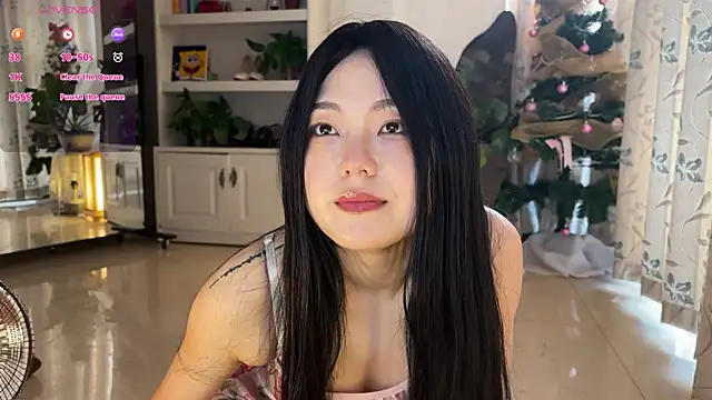 Snapshot of nanaliu6 chatting on 12-18-25, 01:44 nanaliu6 online show from 12-18-25, 01:44