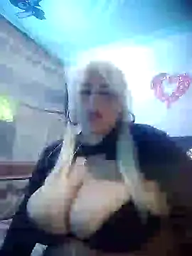 Snapshot of BonniAdams chatting on 02-05-25, 03:02 BonniAdams online show from 02-05-25, 03:02