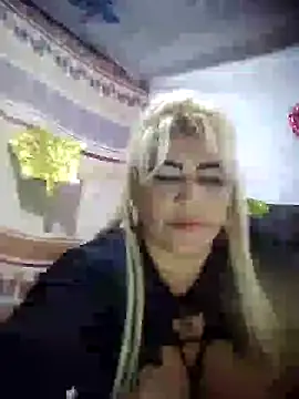 Snapshot of BonniAdams chatting on 02-09-25, 01:22 BonniAdams online show from 02-09-25, 01:22