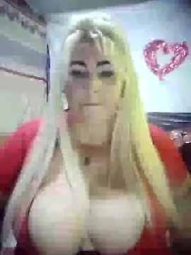 Snapshot of BonniAdams chatting on 02-11-25, 01:31 BonniAdams online show from 02-11-25, 01:31