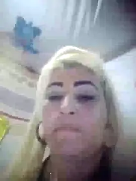 Snapshot of BonniAdams chatting on 02-13-25, 01:08 BonniAdams online show from 02-13-25, 01:08