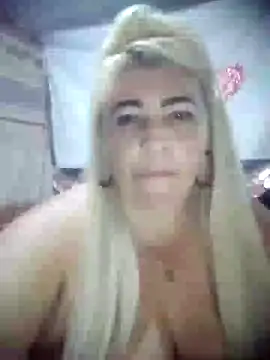 Snapshot of BonniAdams chatting on 02-13-25, 04:11 BonniAdams online show from 02-13-25, 04:11