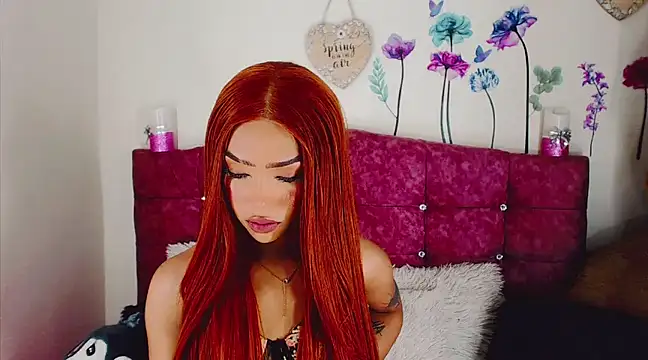 Snapshot of Khloe_Leal chatting on 02-27-25, 03:04 Khloe Leal online show from 02-27-25, 03:04