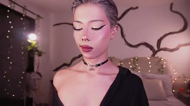 soidai miiu online show from 10-22-25, 11:04