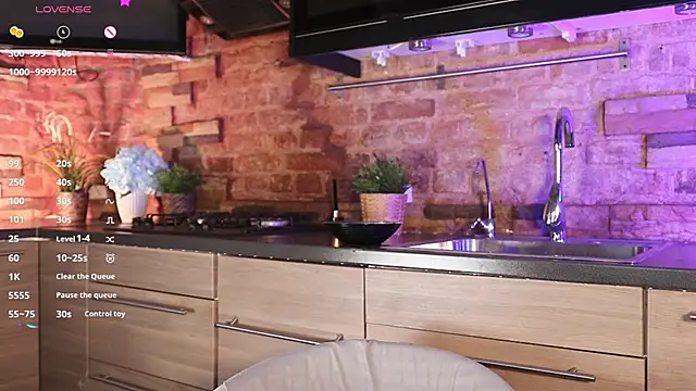 Agatha Mott online show from 03-02-25, 02:32