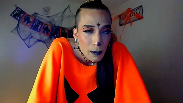 NovaNyx11 online show from 10-31-25, 10:44