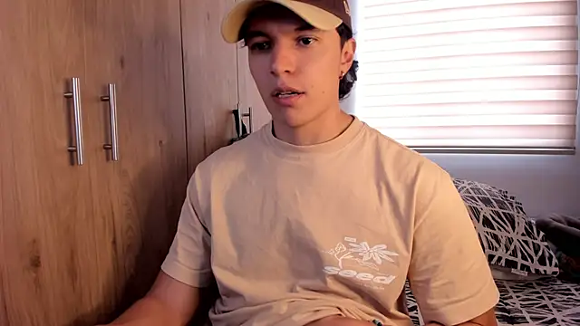 Mastrangelo xxx online show from 11-27-25, 07:16