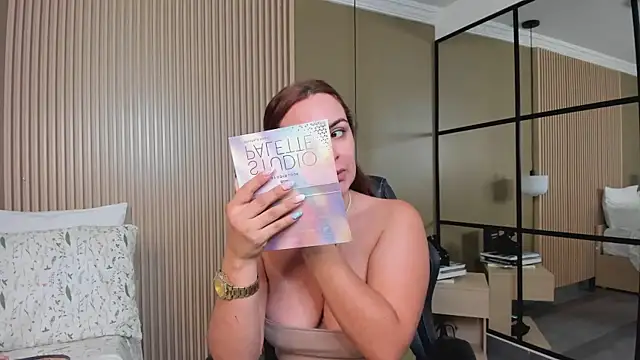 Snapshot of JessyCream chatting on 02-21-26, 05:58 JessyCream online show from 02-21-26, 05:58