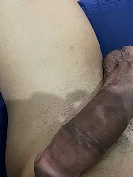 Snapshot of danielpg25 chatting on 03-21-25, 11:45 danielpg25 online show from 03-21-25, 11:45