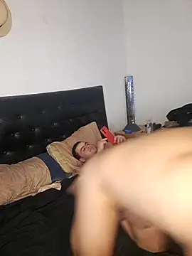 liamlara online show from 10-05-25, 04:33