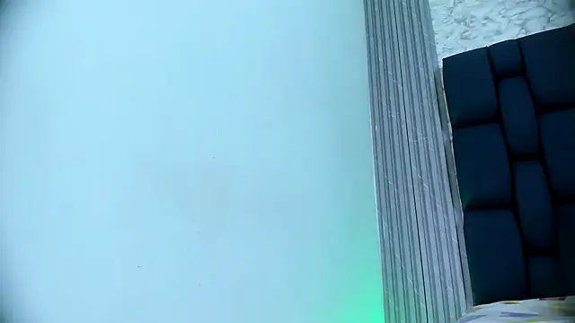 Snapshot of Ashlyaurora chatting on 03-14-25, 06:53 Ashlyaurora online show from 03-14-25, 06:53