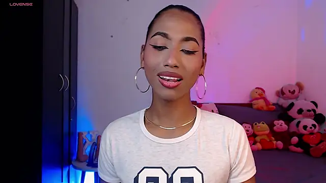 Alissemasiel online show from 11-24-25, 08:52