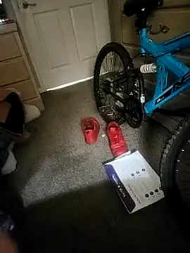 Dara4q online show from 02-25-25, 02:36