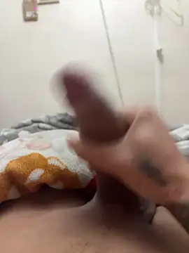 Snapshot of yeiyei_oficial chatting on 02-22-26, 12:58 yeiyei oficial online show from 02-22-26, 12:58