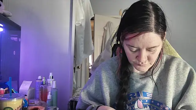 Snapshot of AureliaXOX chatting on 01-12-26, 09:25 AureliaXOX online show from 01-12-26, 09:25