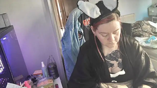 Snapshot of AureliaXOX chatting on 04-05-26, 10:12 AureliaXOX online show from 04-05-26, 10:12