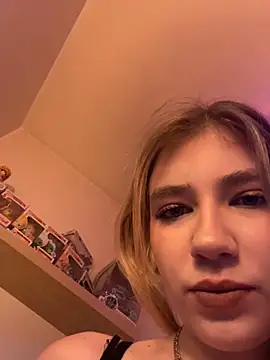 Snapshot of angeleyezlolita chatting on 02-11-25, 04:02 angeleyezlolita online show from 02-11-25, 04:02