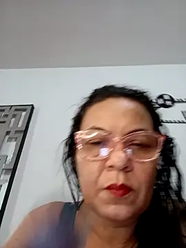 Snapshot of thefuckingowneroftits chatting on 11-27-25, 11:18 thefuckingowneroftits online show from 11-27-25, 11:18