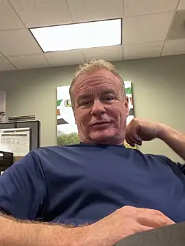 Snapshot of hintly chatting on 03-16-26, 09:19 hintly online show from 03-16-26, 09:19