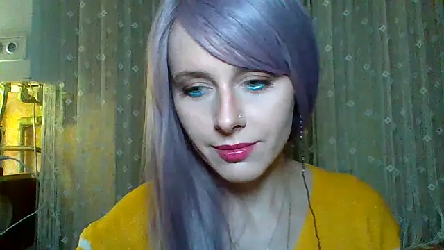 LuminousLady online show from 03-07-25, 06:00