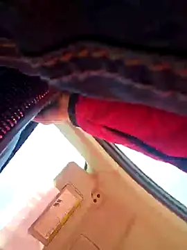 Snapshot of beautifulme23 chatting on 02-15-25, 02:33 beautifulme23 online show from 02-15-25, 02:33