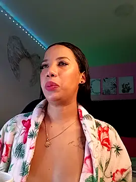 SallyWhitee online show from 03-08-26, 05:00