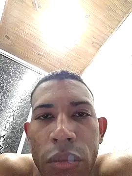 Snapshot of Mineirinho043 chatting on 02-19-25, 12:25 Mineirinho043 online show from 02-19-25, 12:25