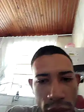 Snapshot of Mineirinho043 chatting on 02-26-25, 01:41 Mineirinho043 online show from 02-26-25, 01:41