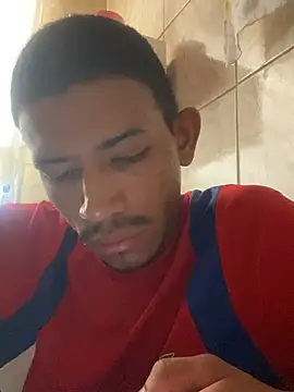Snapshot of Mineirinho043 chatting on 03-12-25, 11:31 Mineirinho043 online show from 03-12-25, 11:31
