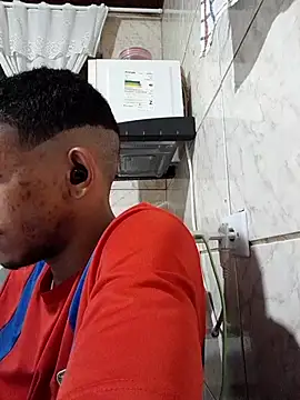 Snapshot of Mineirinho043 chatting on 03-18-25, 02:47 Mineirinho043 online show from 03-18-25, 02:47