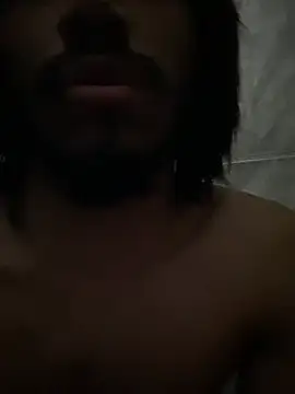 Snapshot of Mineirinho043 chatting on 05-21-26, 12:45 Mineirinho043 online show from 05-21-26, 12:45