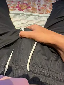 Snapshot of man16101 chatting on 01-08-26, 08:22 man16101 online show from 01-08-26, 08:22