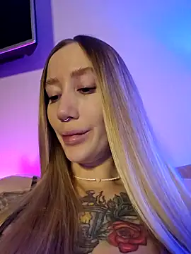 Snapshot of Pussy_Drive03 chatting on 02-12-25, 12:37 Pussy Drive03 online show from 02-12-25, 12:37