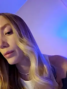 Snapshot of Pussy_Drive03 chatting on 02-14-25, 12:36 Pussy Drive03 online show from 02-14-25, 12:36