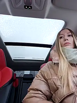 Snapshot of Pussy_Drive03 chatting on 02-16-25, 02:20 Pussy Drive03 online show from 02-16-25, 02:20