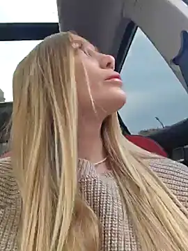 Snapshot of Pussy_Drive03 chatting on 03-21-25, 05:00 Pussy Drive03 online show from 03-21-25, 05:00