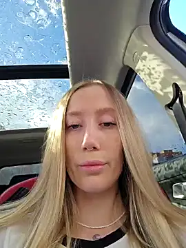 Snapshot of Pussy_Drive03 chatting on 03-22-25, 04:45 Pussy Drive03 online show from 03-22-25, 04:45