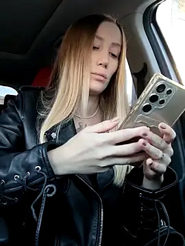 Snapshot of Pussy_Drive03 chatting on 09-26-25, 01:42 Pussy Drive03 online show from 09-26-25, 01:42