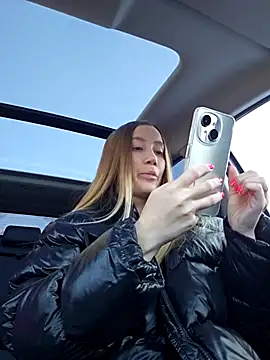 Snapshot of Pussy_Drive03 chatting on 10-11-25, 04:01 Pussy Drive03 online show from 10-11-25, 04:01