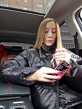 Snapshot of Pussy_Drive03 chatting on 10-22-25, 05:30 Pussy Drive03 online show from 10-22-25, 05:30