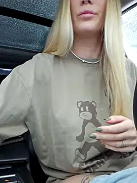 Snapshot of Pussy_Drive03 chatting on 11-08-25, 04:12 Pussy Drive03 online show from 11-08-25, 04:12