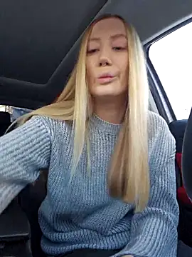 Snapshot of Pussy_Drive03 chatting on 12-21-25, 05:25 Pussy Drive03 online show from 12-21-25, 05:25