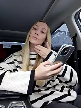 Snapshot of Pussy_Drive03 chatting on 12-22-25, 05:04 Pussy Drive03 online show from 12-22-25, 05:04