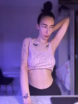 Celine Roxelle online show from 04-07-26, 08:09