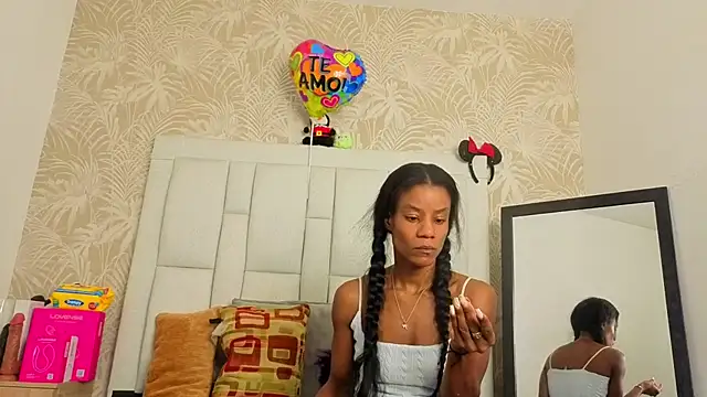 dafnnelewis online show from 04-22-26, 11:56