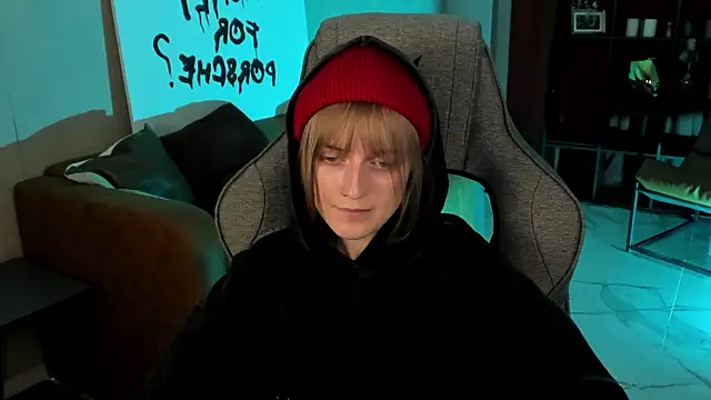 KiraMontoya online show from 11-01-25, 02:41