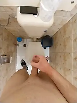 Snapshot of Good_boy000 chatting on 02-24-25, 03:20 Good boy000 online show from 02-24-25, 03:20