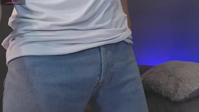 Golden-Boyy online show from 02-15-25, 11:50